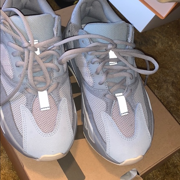 Yeezy boost 700 - Picture 2 of 4